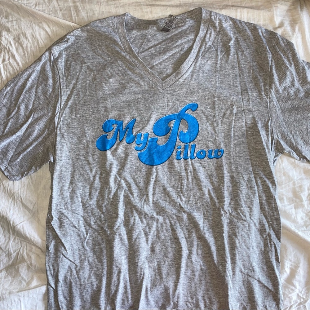 Womens My Pillow Brand T-Shirt Size L